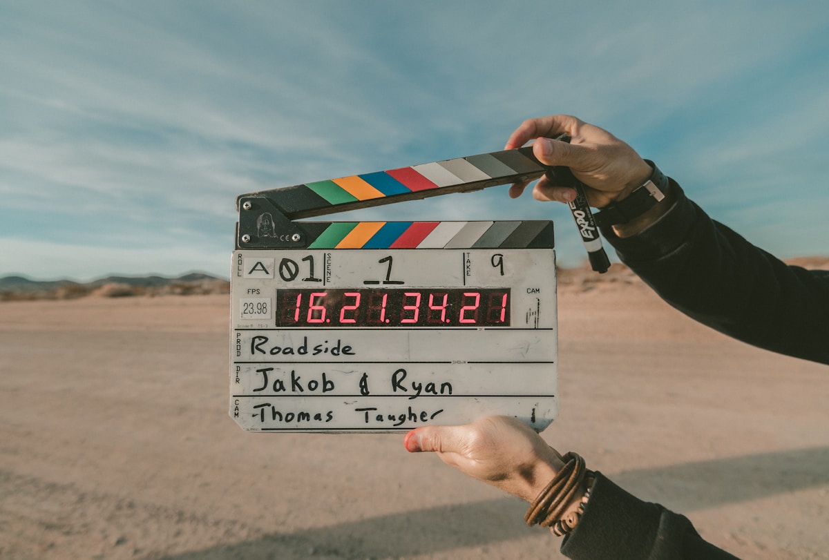 Vídeo IA: Como a Inteligência Artificial está reescrevendo o futuro do cinema
